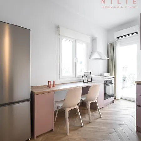 Mavili Boutique Apartments, Nilie Hospitality Mgmt Apartment *